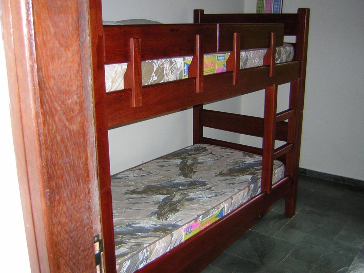 Litoral Norte - Caraguatatuba - Sobrado Com Piscina Em Condominio Fechado المظهر الخارجي الصورة